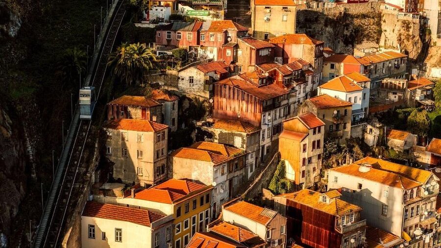Porto Fado Night Show + Dinner - Where you start: Touch Tours meeting point and a smooth night plan