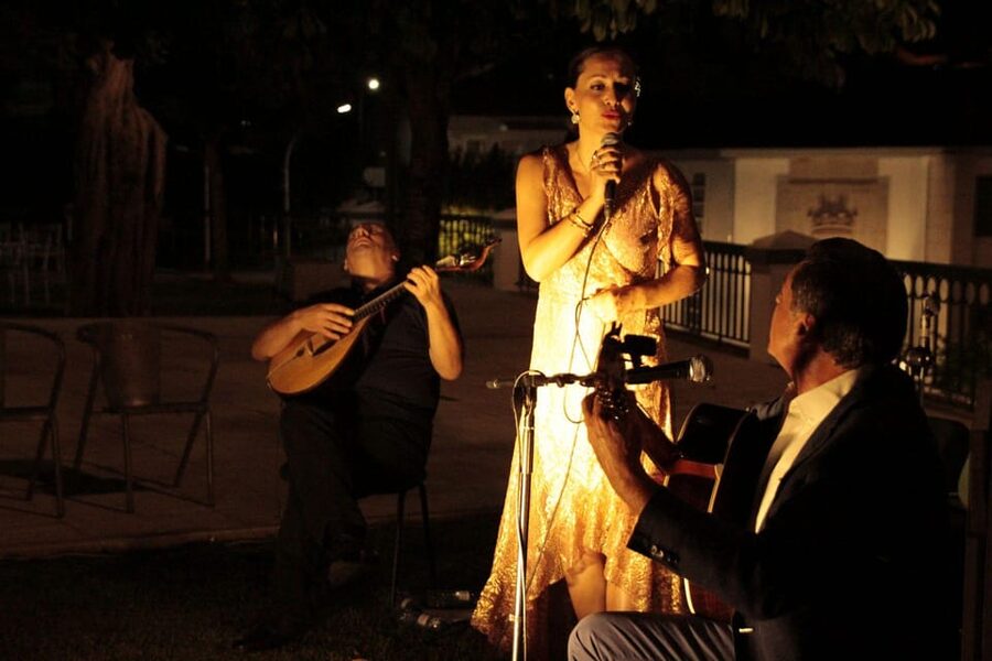 Porto: Fado Show with Dinner in a Traditional Fado House - Why this Porto Fado dinner show feels different