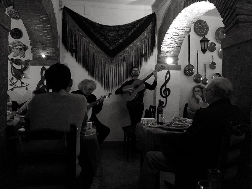 Porto: Fado Show with Dinner in a Traditional Fado House - Things to be ready for on the night