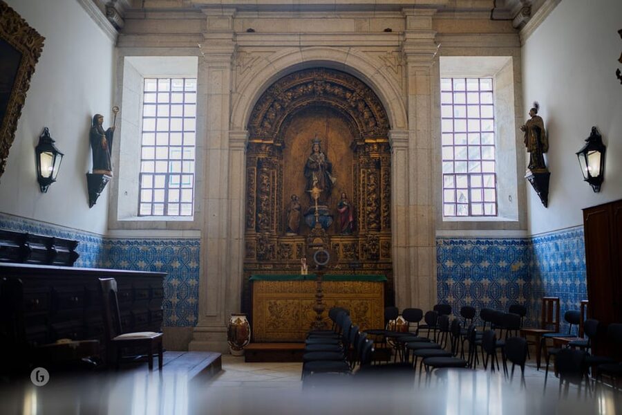 “Porto: Fado Show with Guided Tour in a Historic Monastery” - Who should book this Porto monastery Fado show