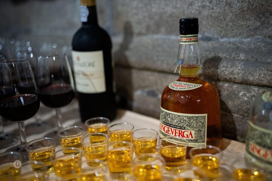 “Porto: Fado Show with Guided Tour in a Historic Monastery” - Practical tips to make the evening smoother