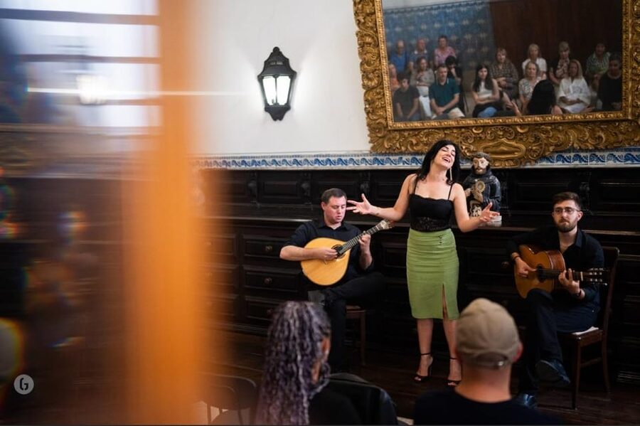“Porto: Fado Show with Guided Tour in a Historic Monastery” - Getting there, finding the entrance, and timing your 90 minutes
