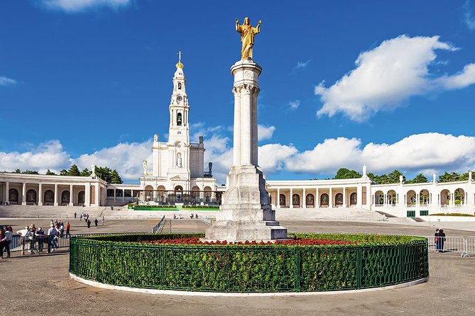 Porto: Fatima and Coimbra Day Trip - Fatima Sanctuary: your 30-minute mass and the architecture you’ll remember