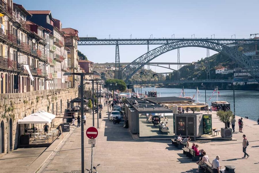 Porto: Flexible Walking Tour in Historic Center - Key highlights worth planning around
