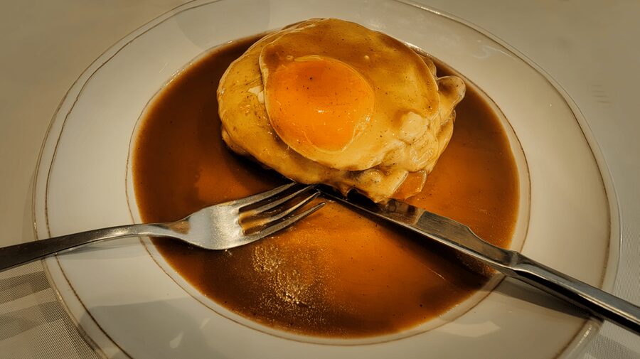 Porto Food Tour: 10 tastings at 5 Restaurants and Eateries - Local bakery coffee and the Ribeira finish: Douro river surprise in UNESCO territory
