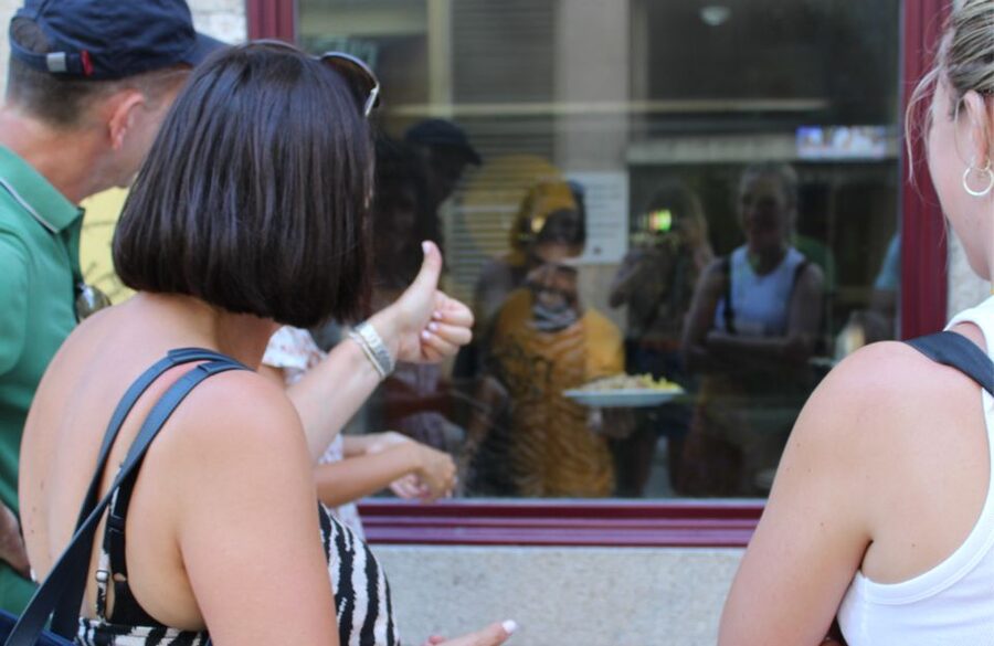 Porto: Food Tour with Tastings - How the guide turns meals into Porto stories