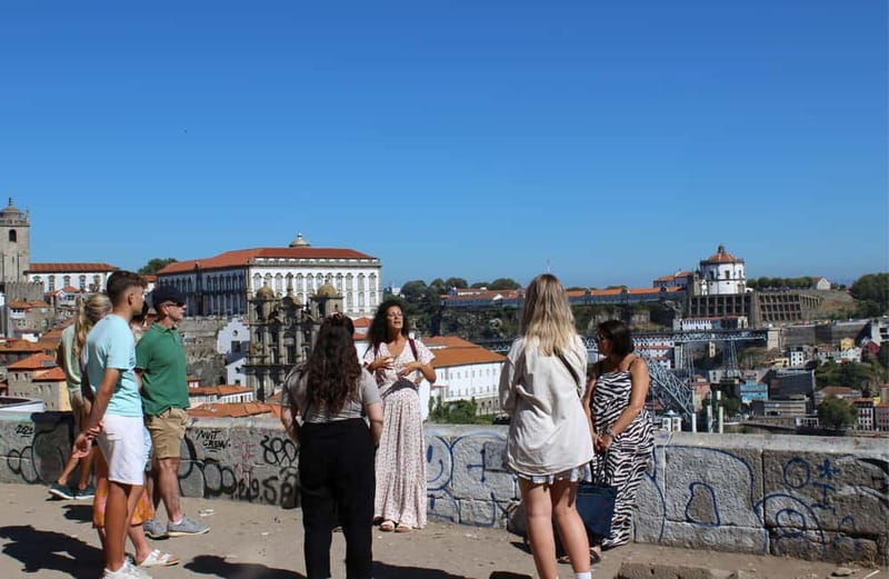 Porto: Food Tour with Tastings - Tapas and local snacks: the quickest way to learn what Porto eats