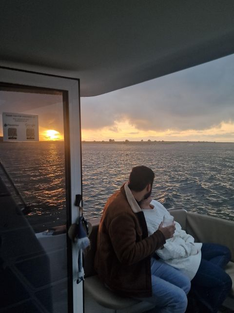 Porto: Guide Boat tour with tasting of 4 Port wines - How the Crew and Onboard Vibe Affects Your Experience