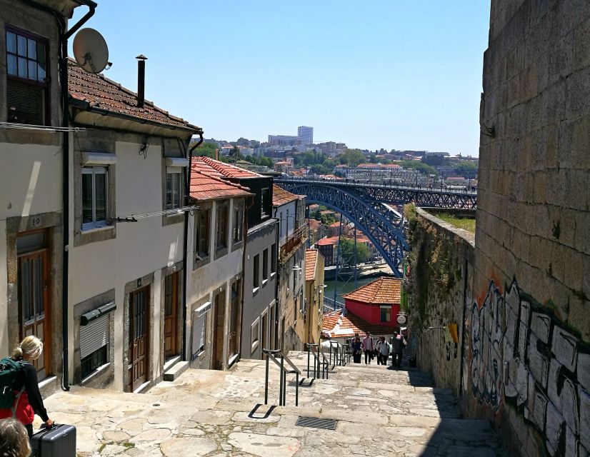 Porto: Guided 3-Hour Best of Tour by Segway - Avenida dos Aliados, when the city becomes a stage
