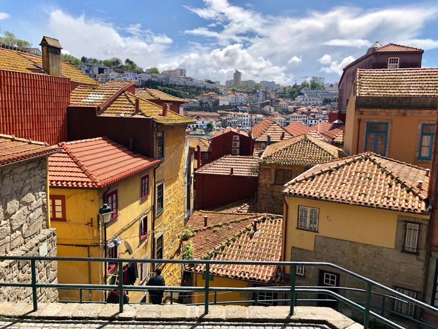 Porto: Guided City Walking Tour & Port Wine Cellar - Four Tastings: How to Get More Out of Each Glass