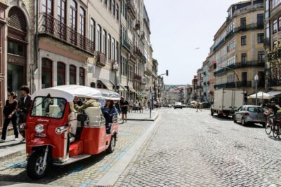 Guided Tour by Tuk-Tuk & Optional Douro River Cruise