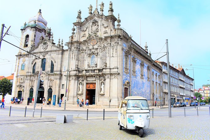 Porto Guided Tour to the Historical Center on a Tuk Tuk - Market and Square Highlights, Library Façade, and Palácio da Bolsa Views