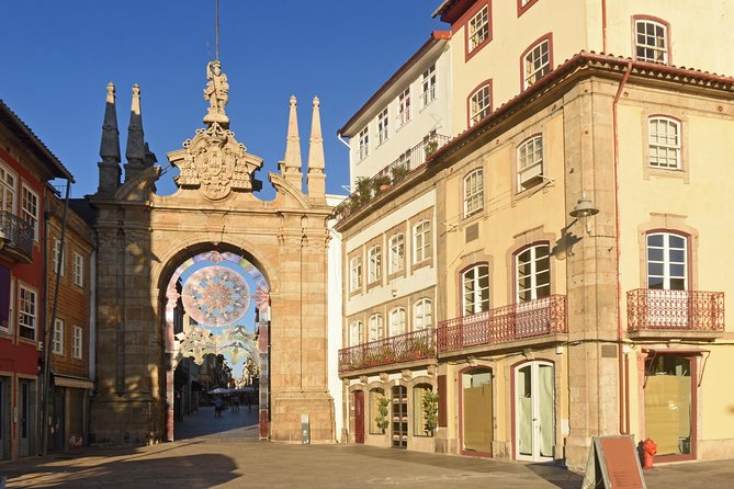 Porto: Guimaraes & Braga Small Group Tour with Lunch and Tickets - Stop 1 Porto to Braga: the calm drive north