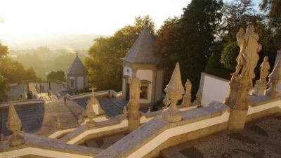 Guimarães & Braga Tour with Entry Tickets and Lunch