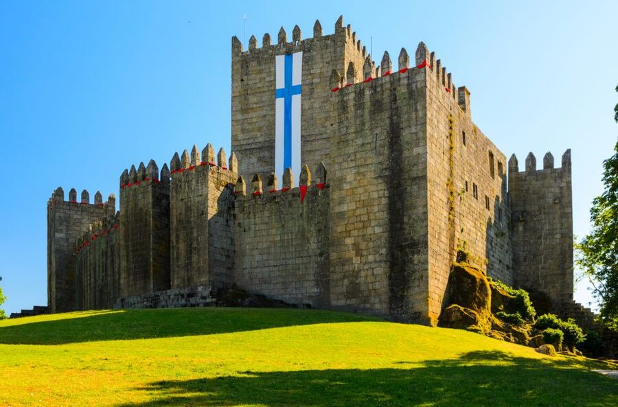 Porto: Guimarães & Braga Tour with Entry Tickets and Lunch - The weather reality, and how the tour adapts