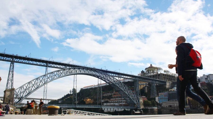 Porto: Half-Day Jewish Tour - Clérigos Tower and Porto’s central monuments in the Jewish-era timeline