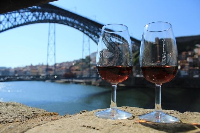 Porto Half-Day Private Tour with Tuk Tuk and Lello Bookstore - Why a Tuk-Tuk Works So Well in Porto’s Hilly Center