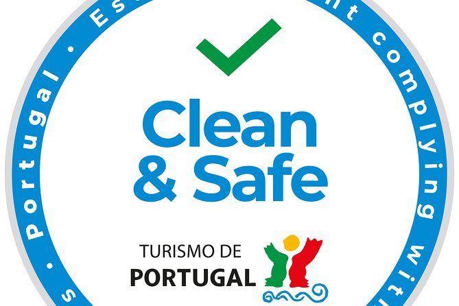 Porto Half-Day Private Tour with Tuk Tuk and Lello Bookstore - The Included Seafood Lunch: Big Value, Real Choice Limits