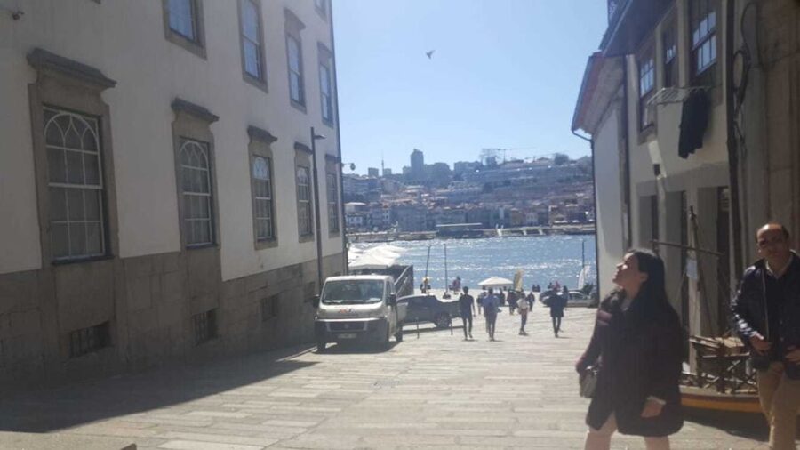 Porto: Half-Day Small Group City Tour with port wine tasting - How Aliados Avenue, Ribeira, and Café Majestic fit in
