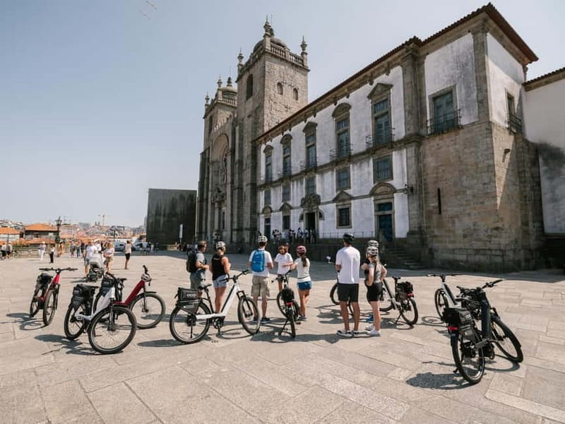 Porto: Highlights in 3 Hours E-Bike Tour - Ribeira and Dom Luís I Bridge: riding the riverfront instead of chasing it on foot
