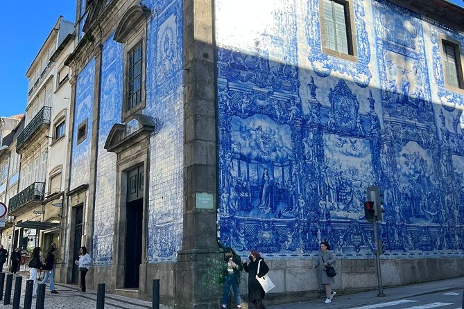 Porto Highlights: The best of Porto City Walking Tour - Licensed Guide and English: How the Experience Works