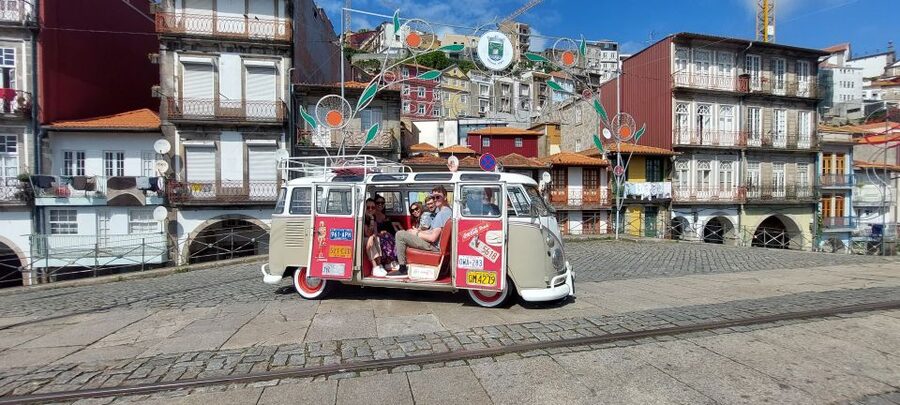 Porto: Historic Center and Surroundings Tour by VW Kombi - Atlantic and City Views: What You’ll See While Riding Through Porto