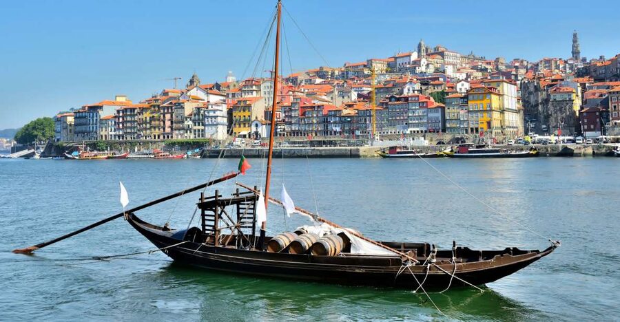 Porto: Historic City Center Walking Tour - Avenida dos Aliados: where Porto shows its civic side