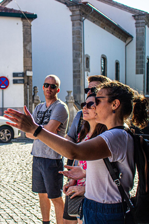 Porto: History & Lengends walking tour - Livraria Lello and the University area: famous sights, paced right