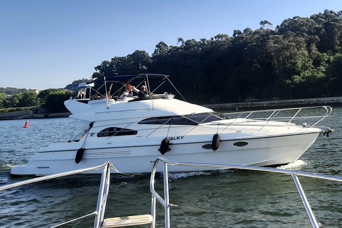 Porto: Luxury Yacht Tour on the Douro River - Sunset or Daytime - Two Hours, Two Zones of Scenery on the Douro