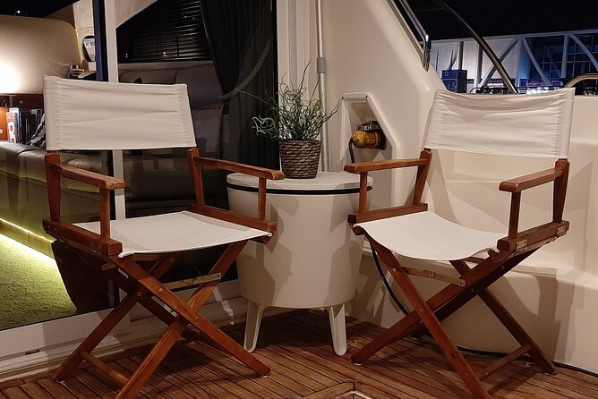 Porto: Luxury Yacht Tour on the Douro River - Sunset or Daytime - Onboard Comfort: Welcome Drink, Blankets, and Real-World Weather Help