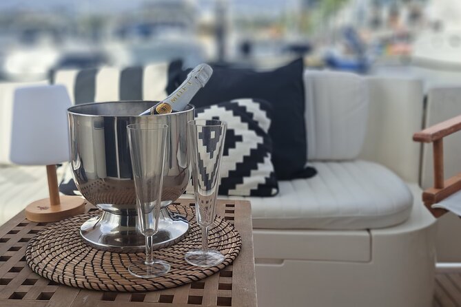 Porto: Luxury Yacht Tour on the Douro River - Sunset or Daytime - Where the Cruise Starts: Marina da Afurada Meeting Point
