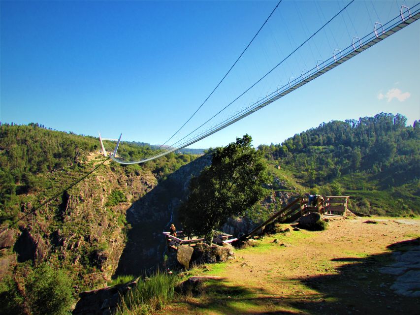 Porto: Paiva Walkways and Suspension Bridge Hike with Lunch - Bathrooms, coffee, and pacing, the little stop that makes the big walk work