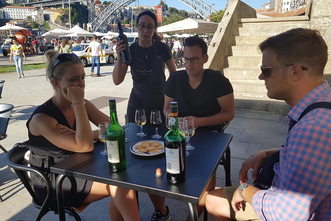 Porto: Port and Douro Wine Walking Tour With 9 Wine Tastings - Walking Tips for the Steep Start and Rainy Porto