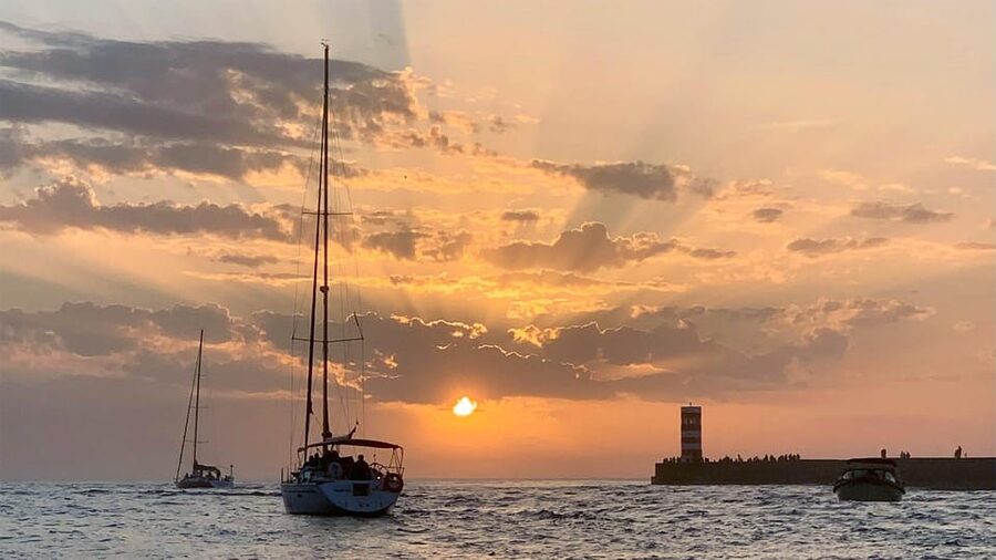 Porto: Port Wine Sunset Boat Tour - Marina do Freixo start: the smartest way to see Porto by water