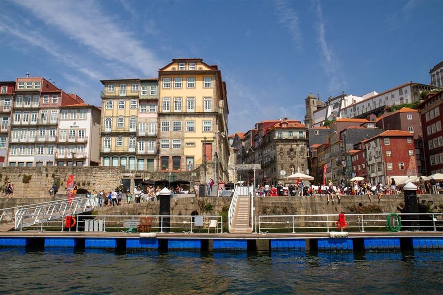Porto: Port Wine Sunset Boat Tour - Sailing back under six bridges: Porto at night in motion