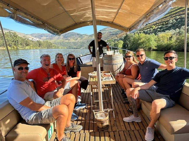 Porto: Premium Douro Valley Small-Group Tour, Cruise & Lunch - Small-group minivan, guided viewpoints, and the reality of a 10-hour day