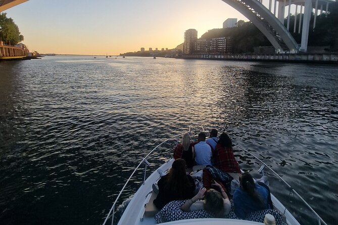 Porto: Private 6 bridges tour, Douro river with sunset option - Sunset option: what changes, and how to plan your light