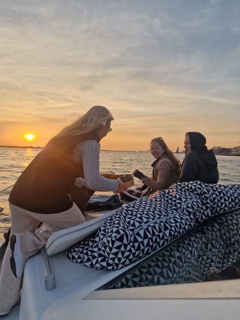 Porto: Private 6 Bridges Tour, welcome drink & sunset option - Ribeira to the Porto and Gaia skyline, seeing the city from river level