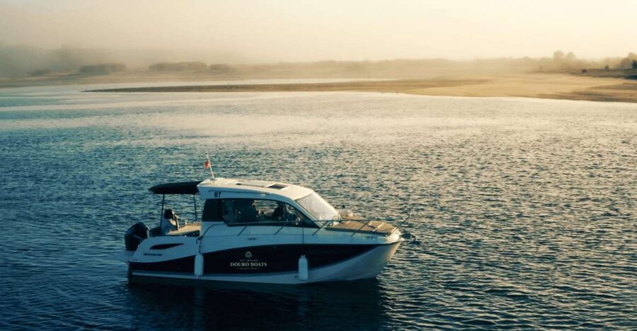 Porto: Private Boat Tour in Douro River - A 2-Hour Private Ride Through Porto and Gaia’s Bridge Lineup