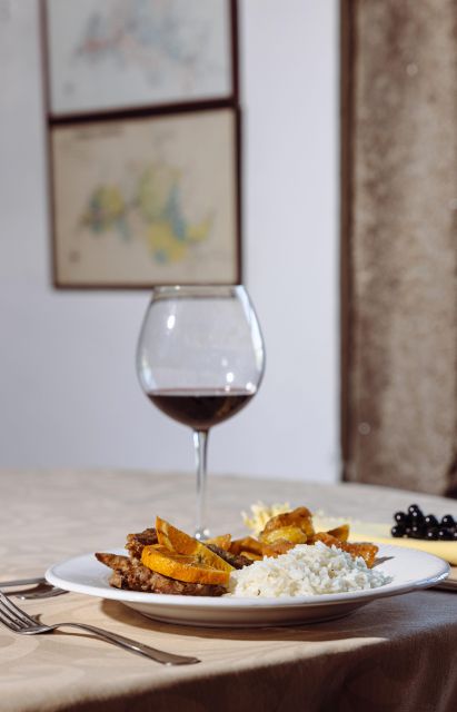 Porto: Private Douro Valley 4x4 Tour with Lunch - Who should book this Douro day, and who might prefer something else