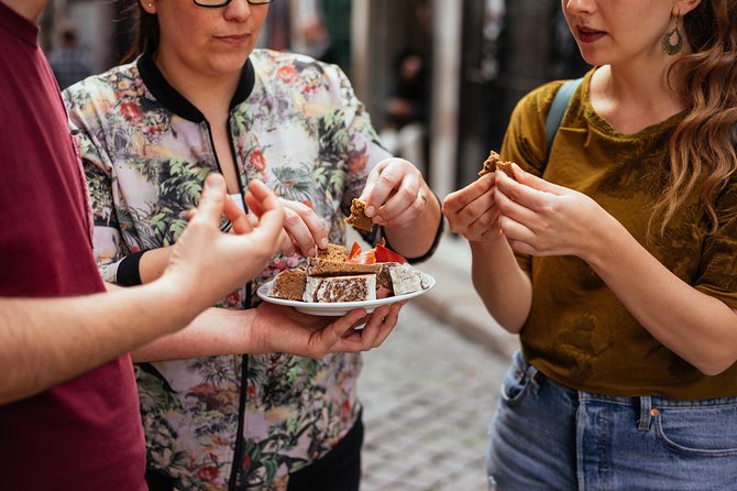 Porto Private Food and Drink Tasting Tour with Local - Stop 2 in Bolhão: the market hit of Porto classics
