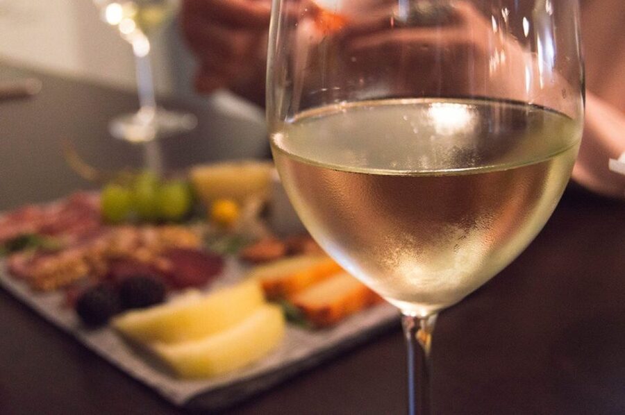 Porto: Private Guided Wine-Tasting Tour - What to know before you go, shoes, mask, and the no-food reality