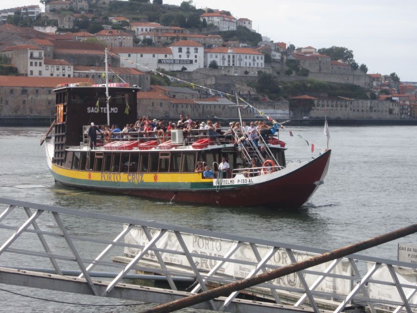 Porto Private Half Day Walking Tour: Cruise & Wine Tasting - The Douro River cruise on a Rabelo boat: from street level to river level