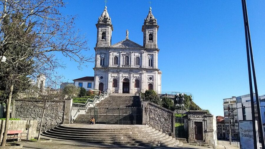 Porto private morning Tour, see the most iconic attractions - Dom Luís I, multiple bridges, and why this route works