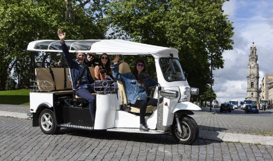 Porto: Private Sightseeing Tour by Electric Tuk Tuk - Meet your guide, then use the tour to plan the rest of your trip