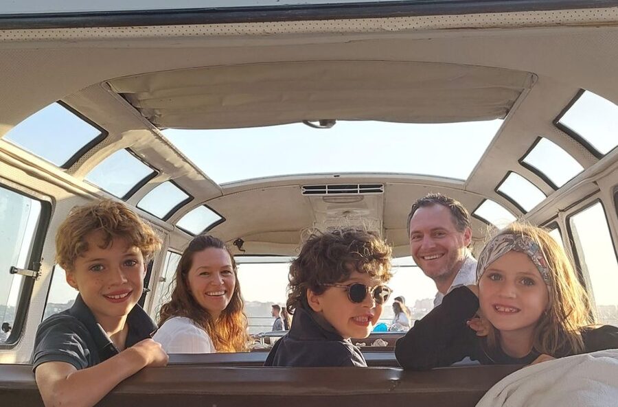 Porto: Private Sightseeing Tour by VW Kombi (2–8 People) - Price and value: what $271 per group really works out to
