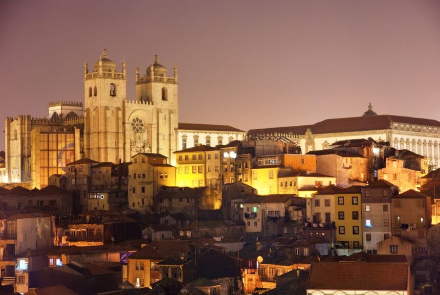 Porto: Private Sunset Walking Tour with Port Wine and Views - Rooftop Port Wine Tasting #2 at Jardim do Morro