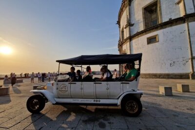 Private Tour of the Historic City in a Classic Ford T
