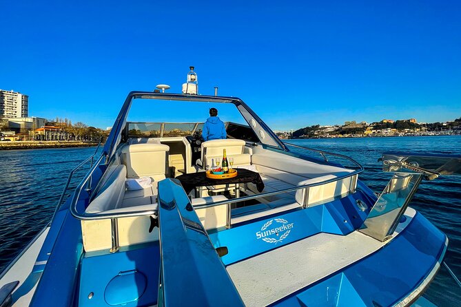 Porto: Private Yacht Cruise with Local Wine, Snacks and 6 Bridges - Weather reality on the Douro, and how to handle drizzle