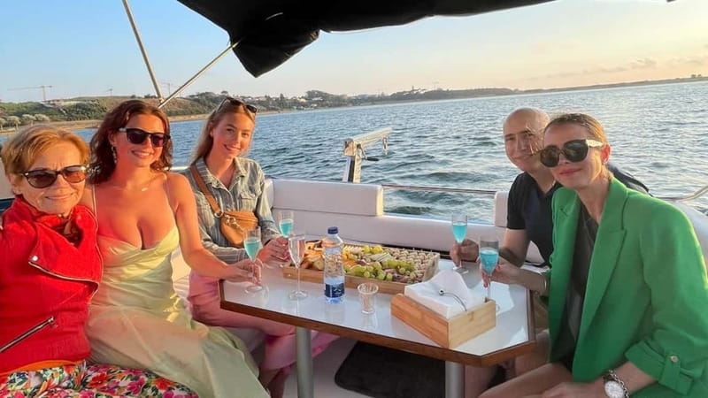 Porto: Private Yacth Cruise with Wine, Snacks & 6 Bridges - Why this Douro yacht cruise is the Porto view you cannot fake